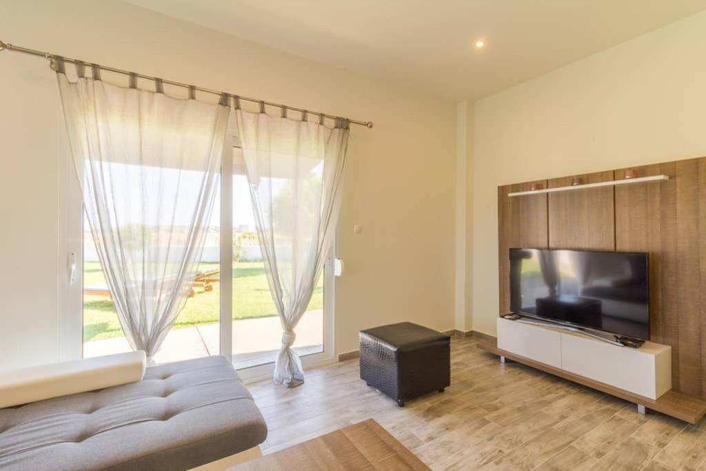 Renes Paradise Seahome - Afandou Beach, Rhodes Колимбия Экстерьер фото